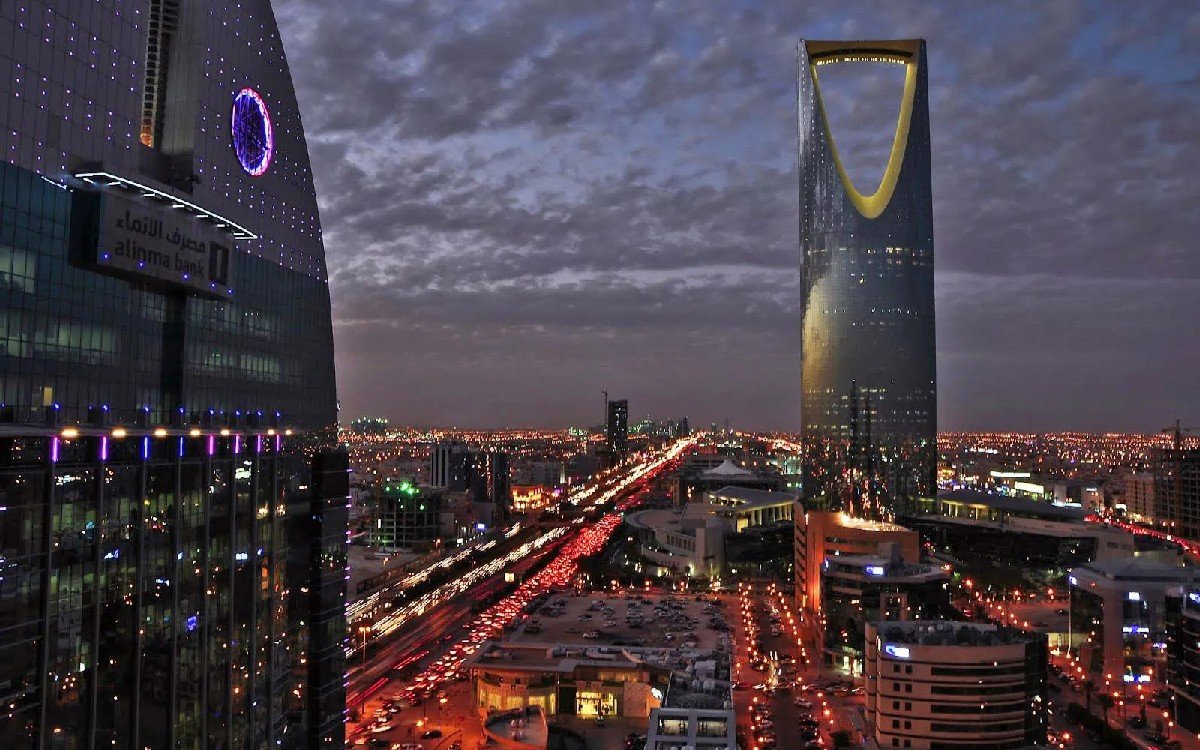 Kingdom-Centre-Riyadh-Saudi-Arabia